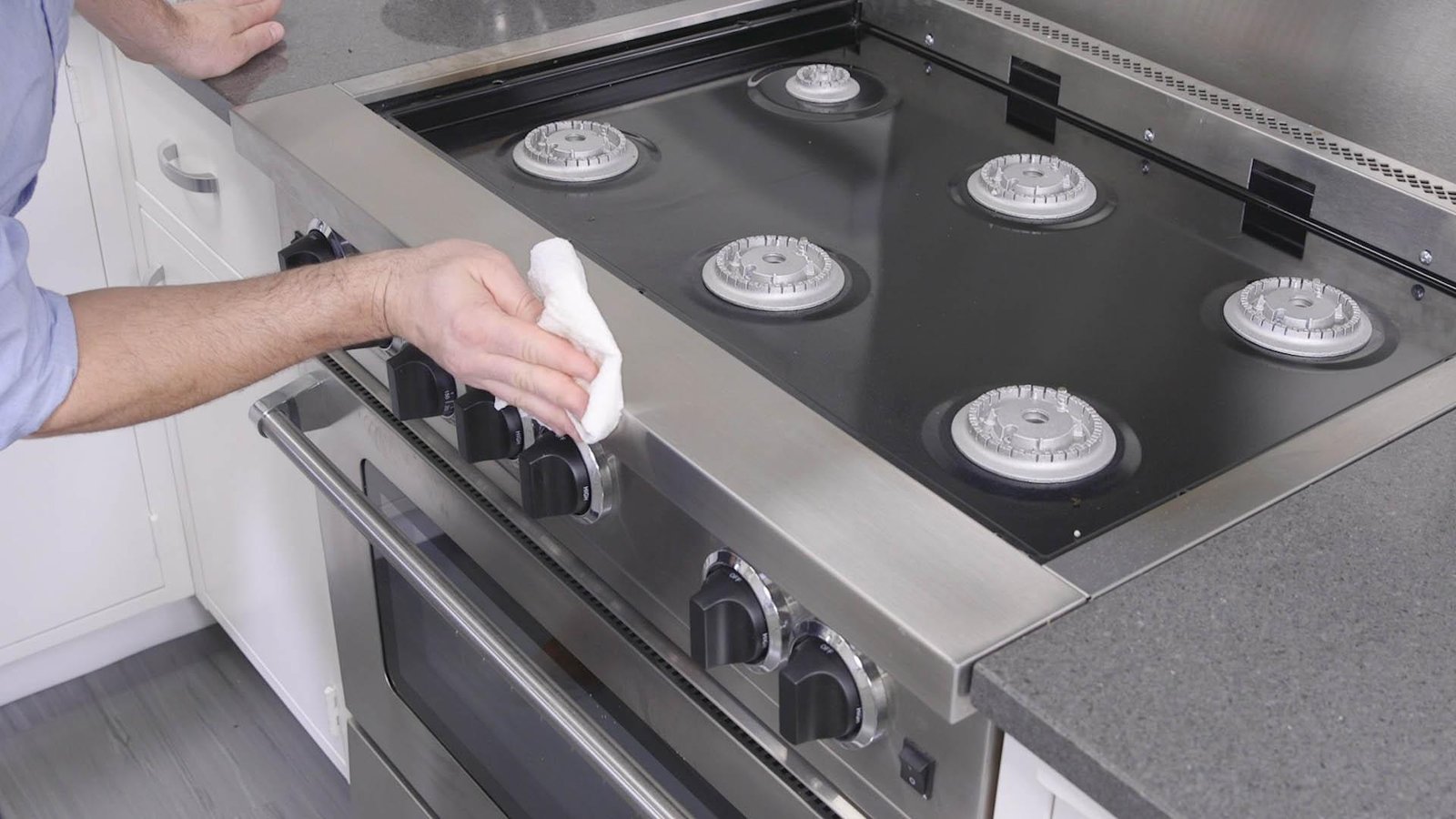 How to Safely Clean a Grimy Stove Top Without Causing Scratches